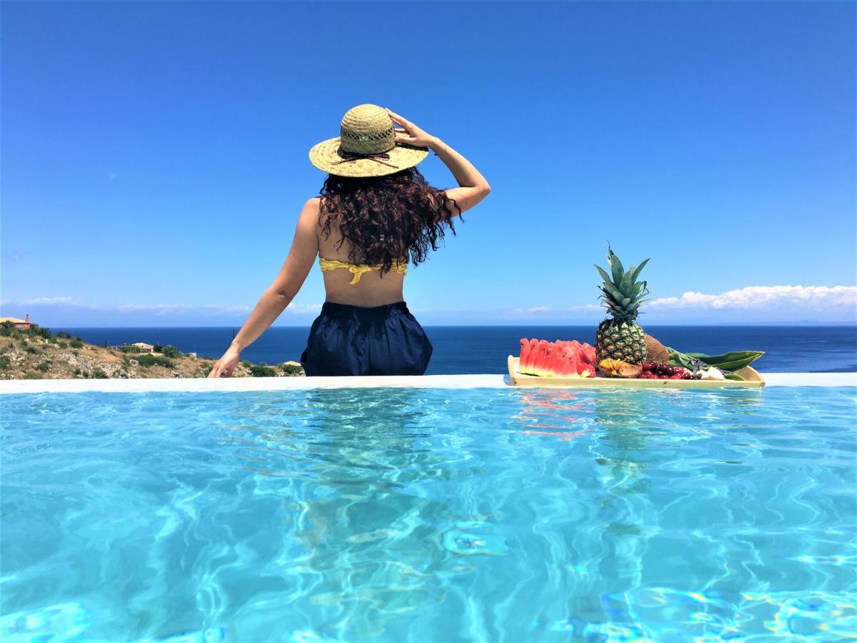 Avgi Villa 아기오스니콜라우스 외부 사진